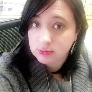 Meet your Posher, Kara